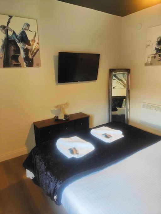 Sloane Modern 2 Bedroom Seafront Apartment แบล็คพูล ภายนอก รูปภาพ